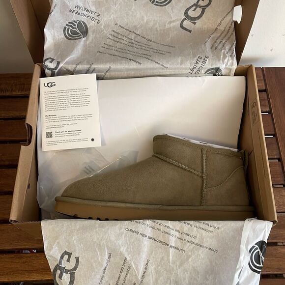 UGG Classic Ultra Mini Booties Antelope US Women Size 10/UK 8/EU 41 - Picture 12 of 14